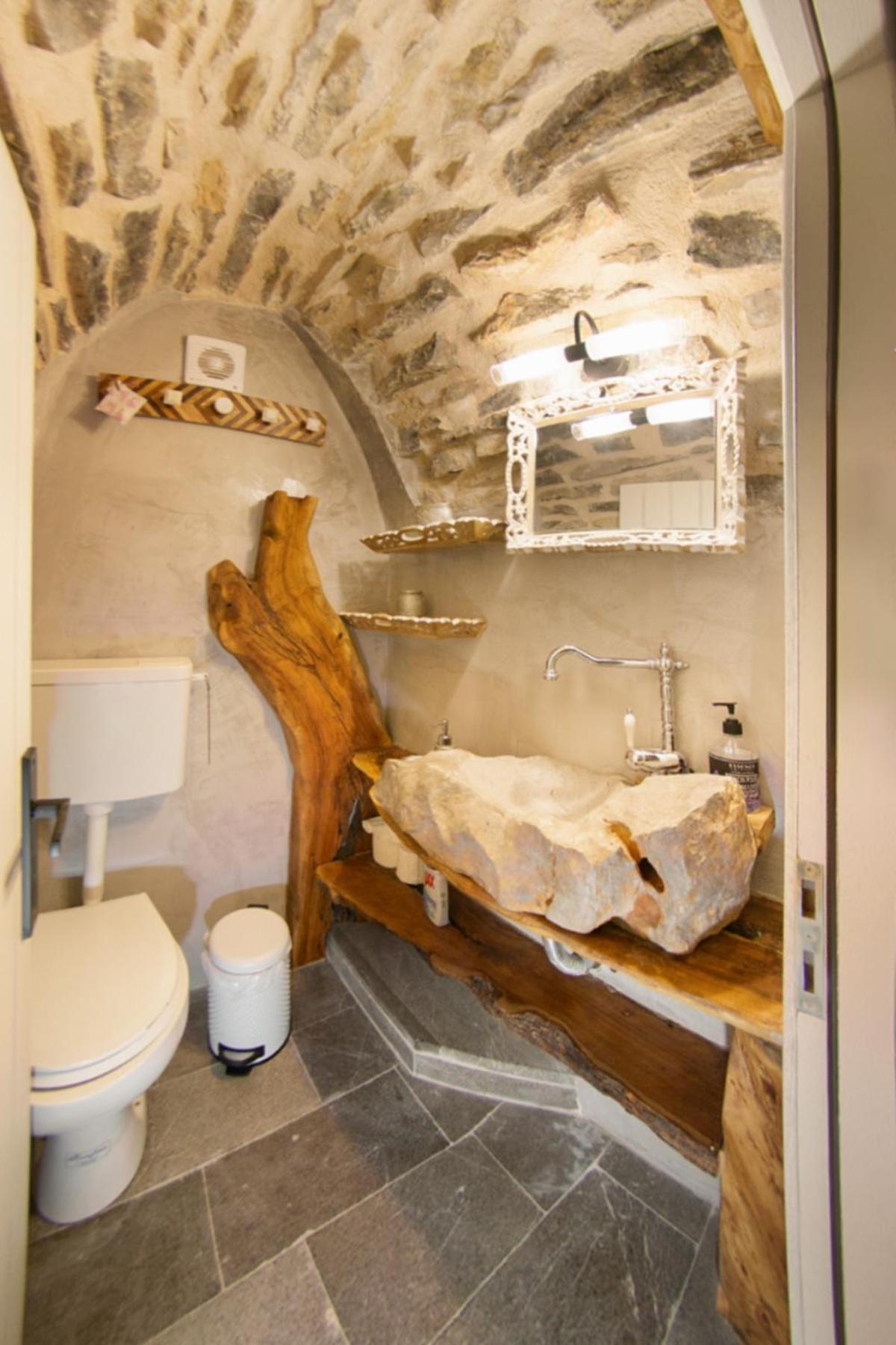 Byzantine Home In The Castle Mestá المظهر الخارجي الصورة