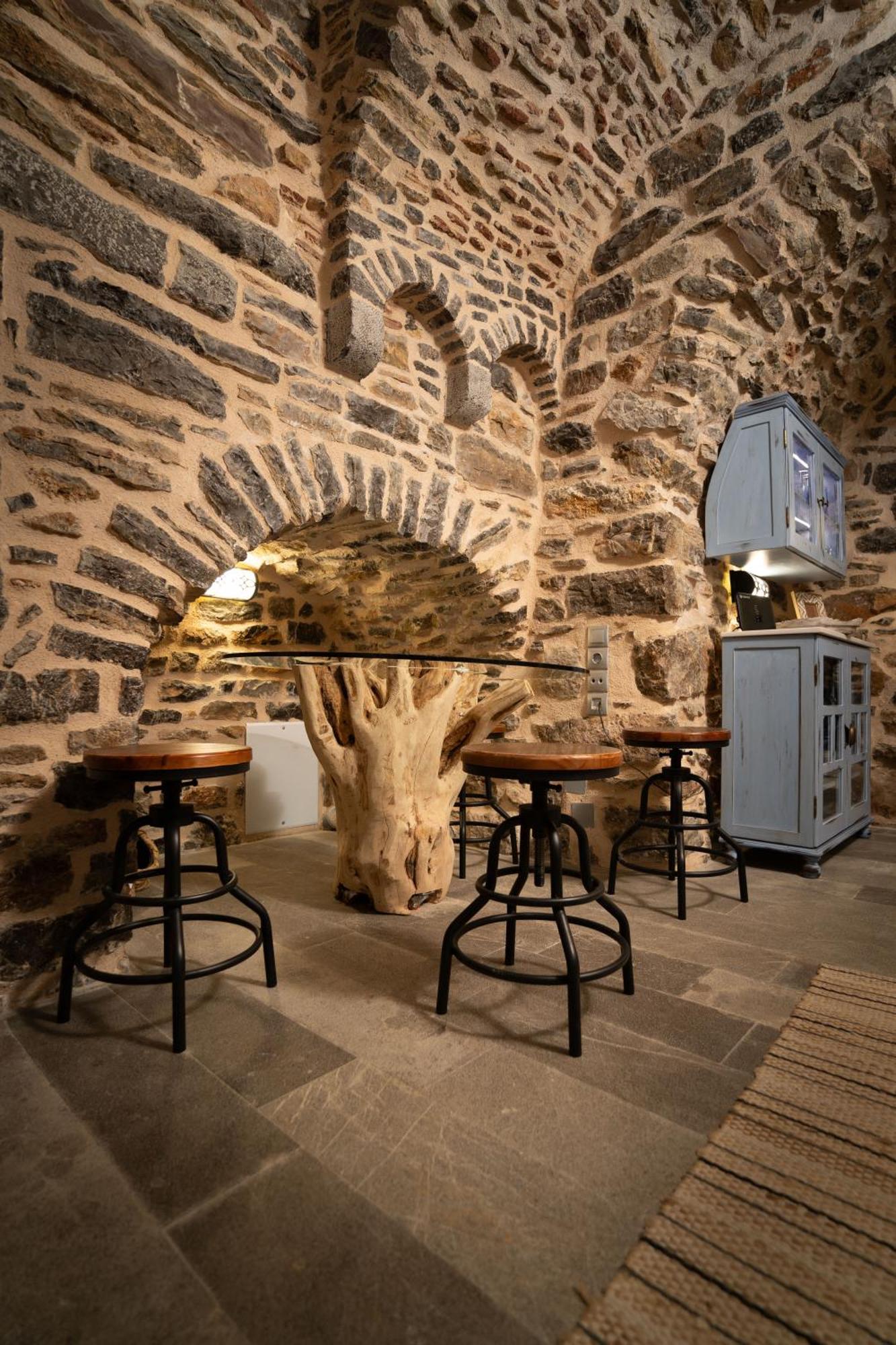 Byzantine Home In The Castle Mestá المظهر الخارجي الصورة