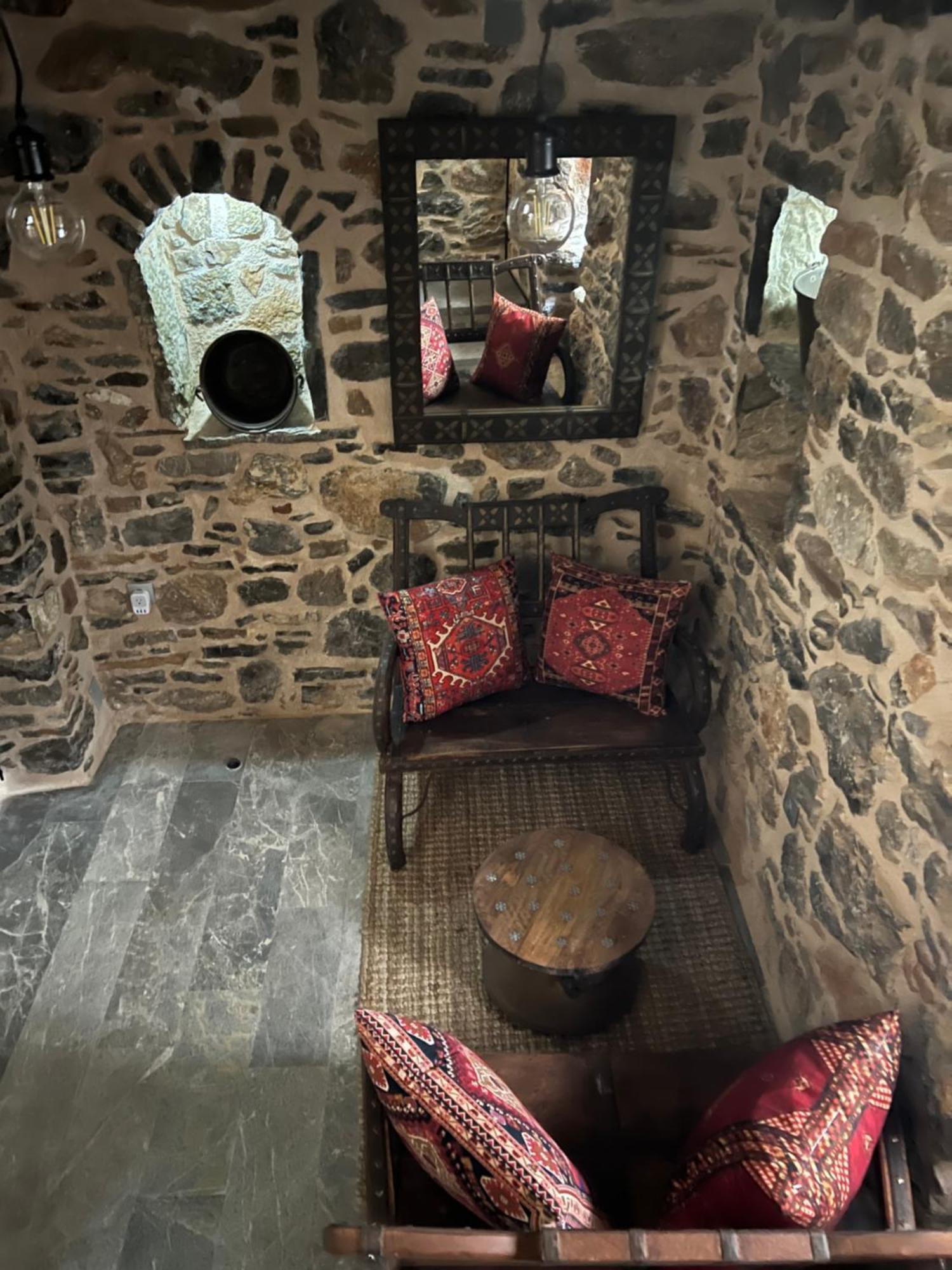 Byzantine Home In The Castle Mestá المظهر الخارجي الصورة